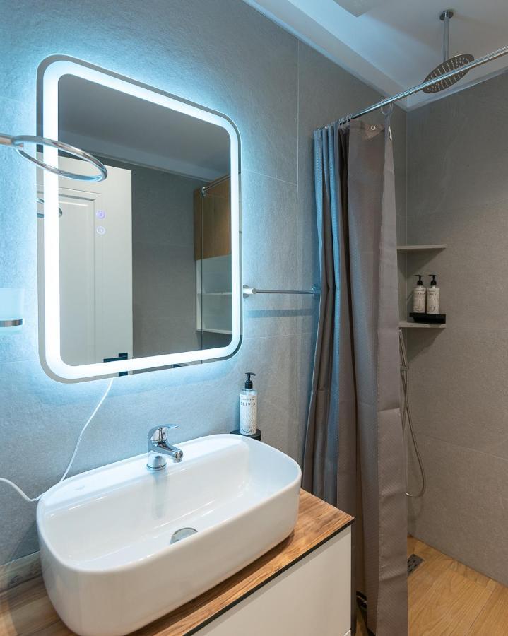 Arkle Apartment 3 Tirana Exteriör bild