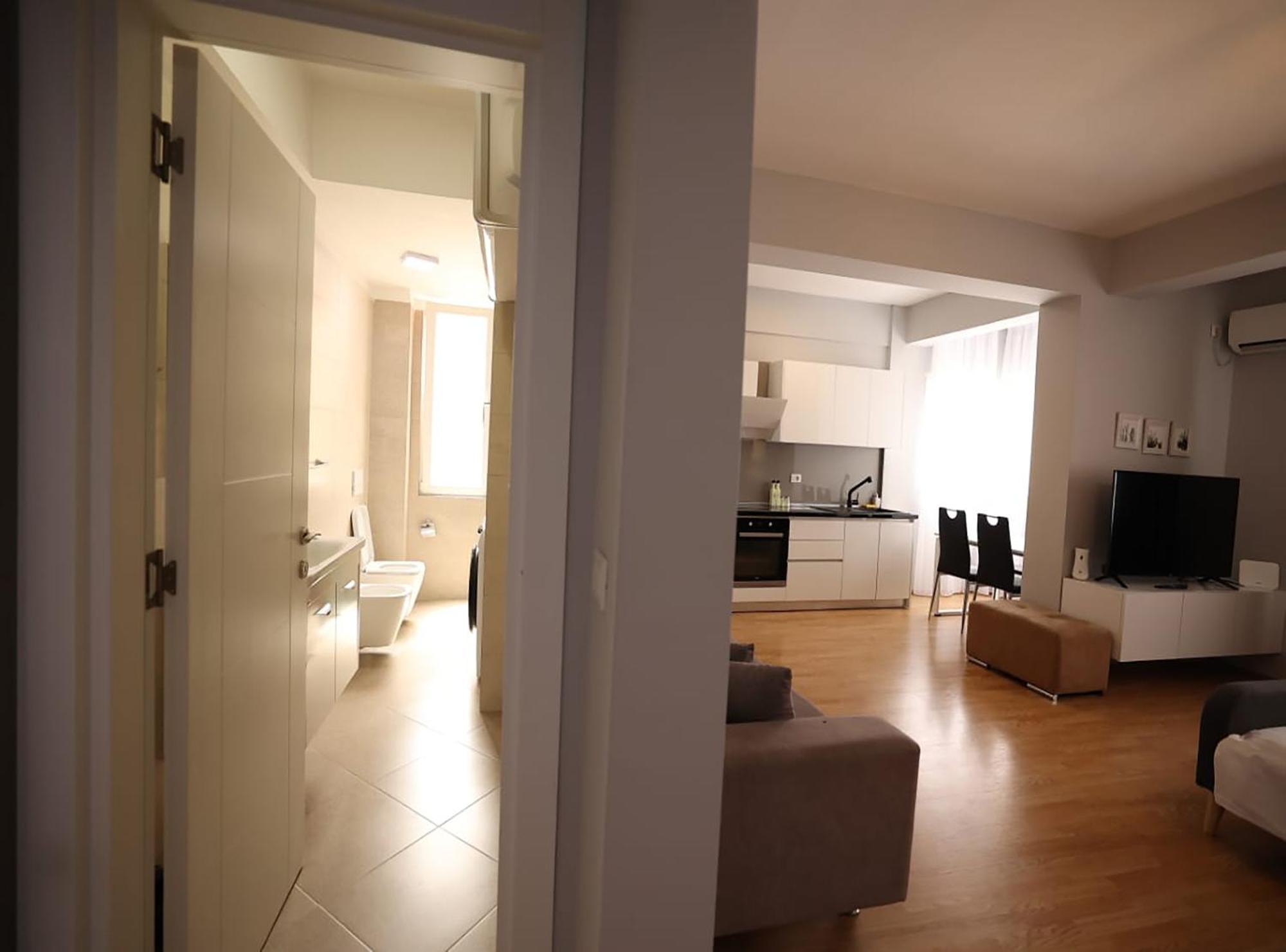 Arkle Apartment 3 Tirana Exteriör bild